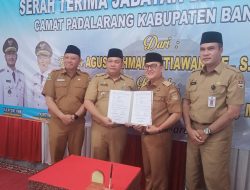 SERAH TERIMA JABATAN CAMAT PADALARANG: AGUS ACHMAD TAHAN RINDU, HENDI SETIADI SIAP BANGUN “ETALASE BANDUNG BARAT” LEBIH BAIK