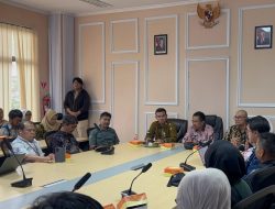 PEMKAB BANDUNG BARAT SIAP SALURKAN BANTUAN BERAS DAN MINYAK GORENG UNTUK 230 RIBU KELUARGA