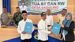 Perkuat Pelayanan, Kepala Desa Saguling Lantik Pengurus RT/RW