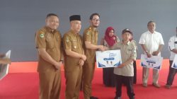 Penyerahan Insentif Secara Simbolis, Bupati Jeje Pastikan Tambahan Bantuan RT/RW Bandung Barat Cair Sebelum Idul Adha