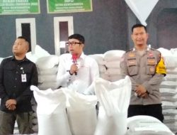 Distribusi Bantuan Pangan Nasional Desa Kertamulya: 1.558 KPM Terima Beras 30 Kg, Kades Farhan Keluhkan Kenaikan Desil Tanpa Koordinasi