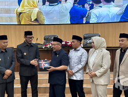 Resmi Dibentuk Lewat Rapat Paripurna, DPRD KBB Siapkan Pansus XI & XII untuk Bahas Perda Kebudayaan dan Penataan PKL