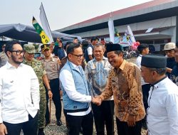 Wamen Dalam Negeri Tinjau KDMP Padalarang, Soroti Pentingnya Peningkatan Kebutuhan Pokok Masyarakat